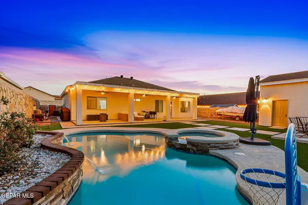 $419,950 | 809 Gold Beach Drive, Canutillo, TX 79835