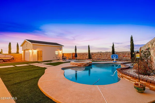 $419,950 | 809 Gold Beach Drive, Canutillo, TX 79835