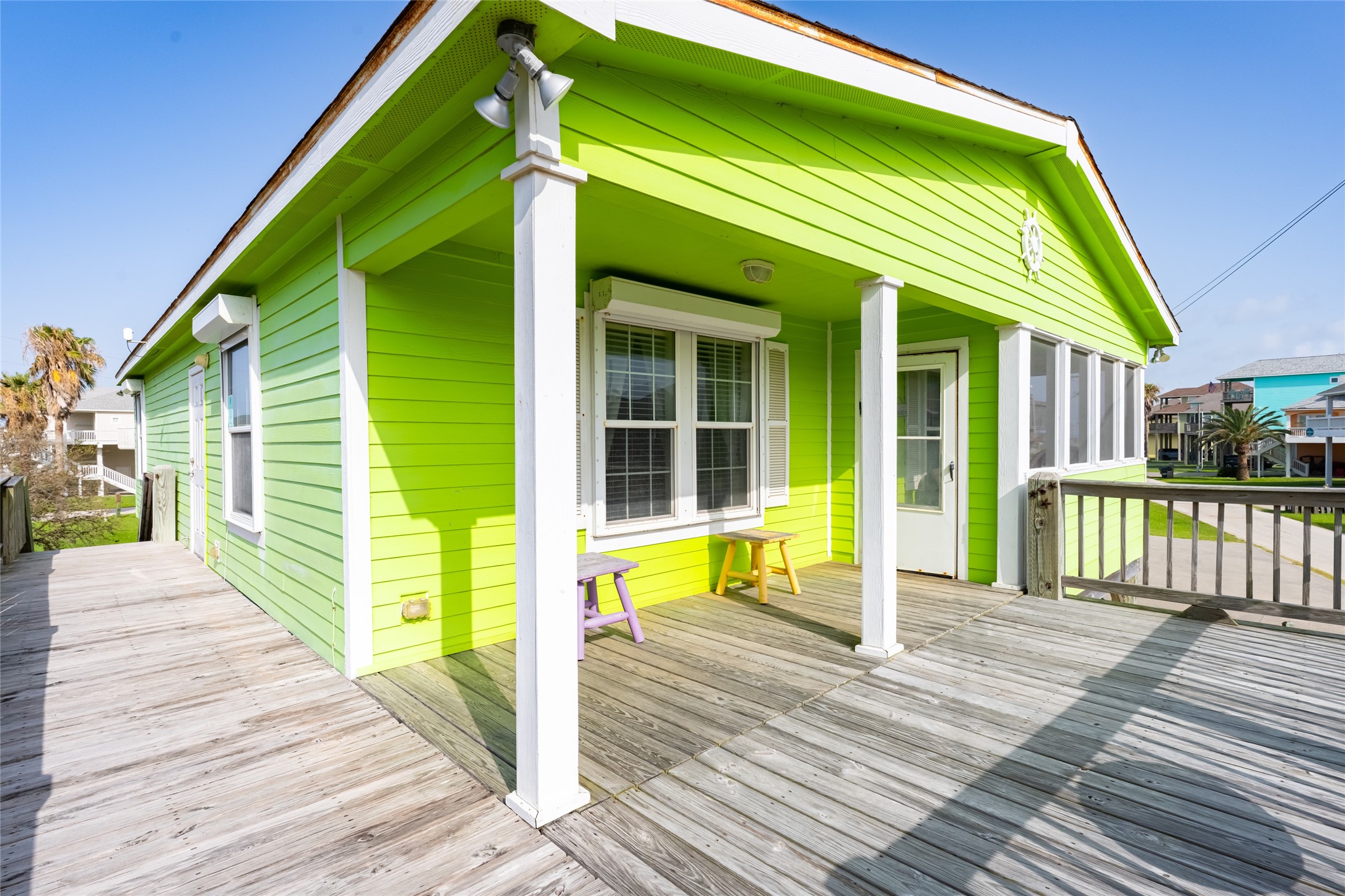 975 South Redfish Crystal Beach, TX 77650 - Photo 5 of 33