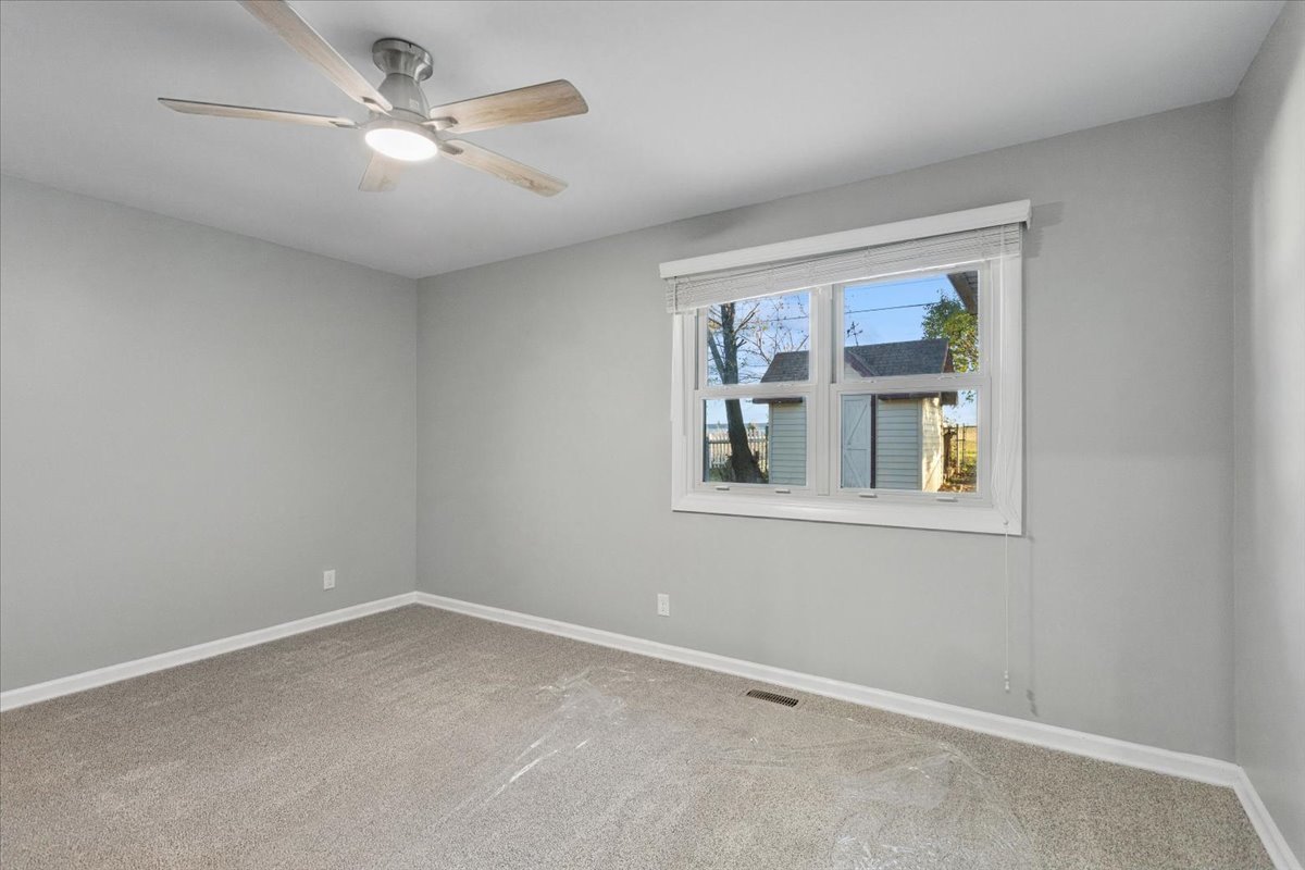 809 Oakton Avenue Romeoville, IL 60446 - Photo 15 of 20