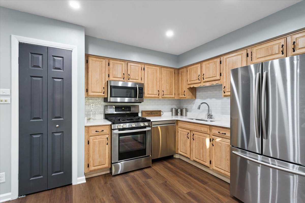 809 Oakton Avenue Romeoville, IL 60446 - Photo 5 of 20