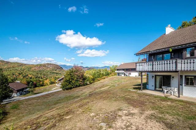 $425,000 | 30 Christmas Mountain Road, Unit H30, Intervale, NH 03845