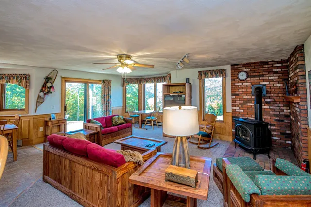 $425,000 | 30 Christmas Mountain Road, Unit H30, Intervale, NH 03845