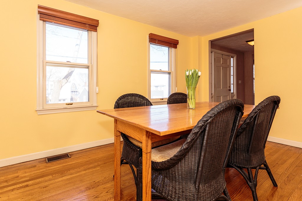 11 Jacob Road Belmont, MA 02478 - Photo 3 of 20 Gallery Image 3
