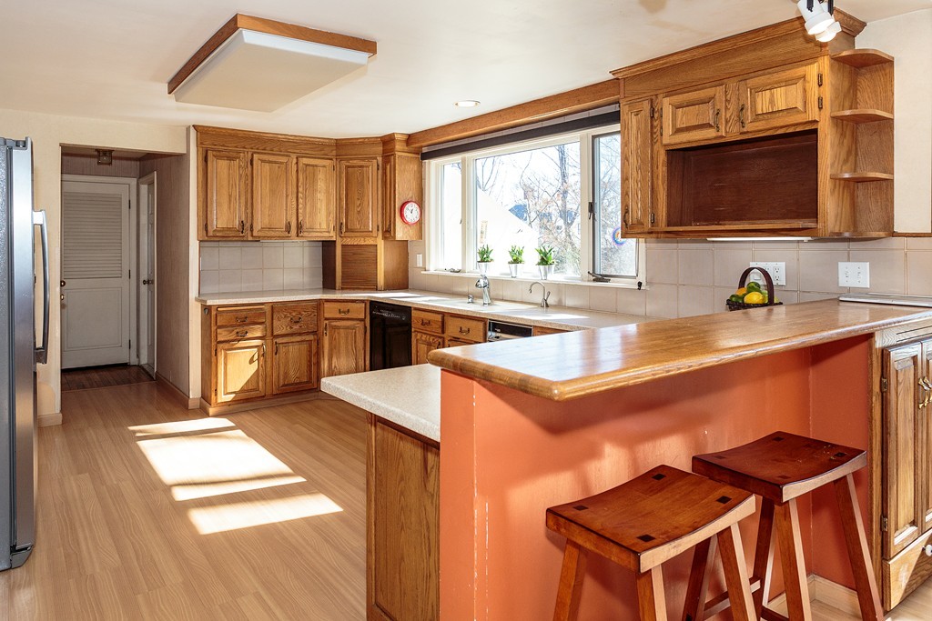 11 Jacob Road Belmont, MA 02478 - Photo 5 of 20 Gallery Image 5