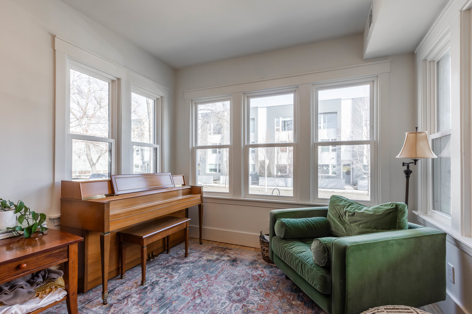 Undisclosed Address Chicago, IL 60647 - Photo 5 of 42 a living room with furniture and windows