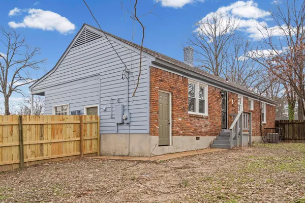 $229,900 | 5025 Loch Lomond Road, Memphis, TN 38116