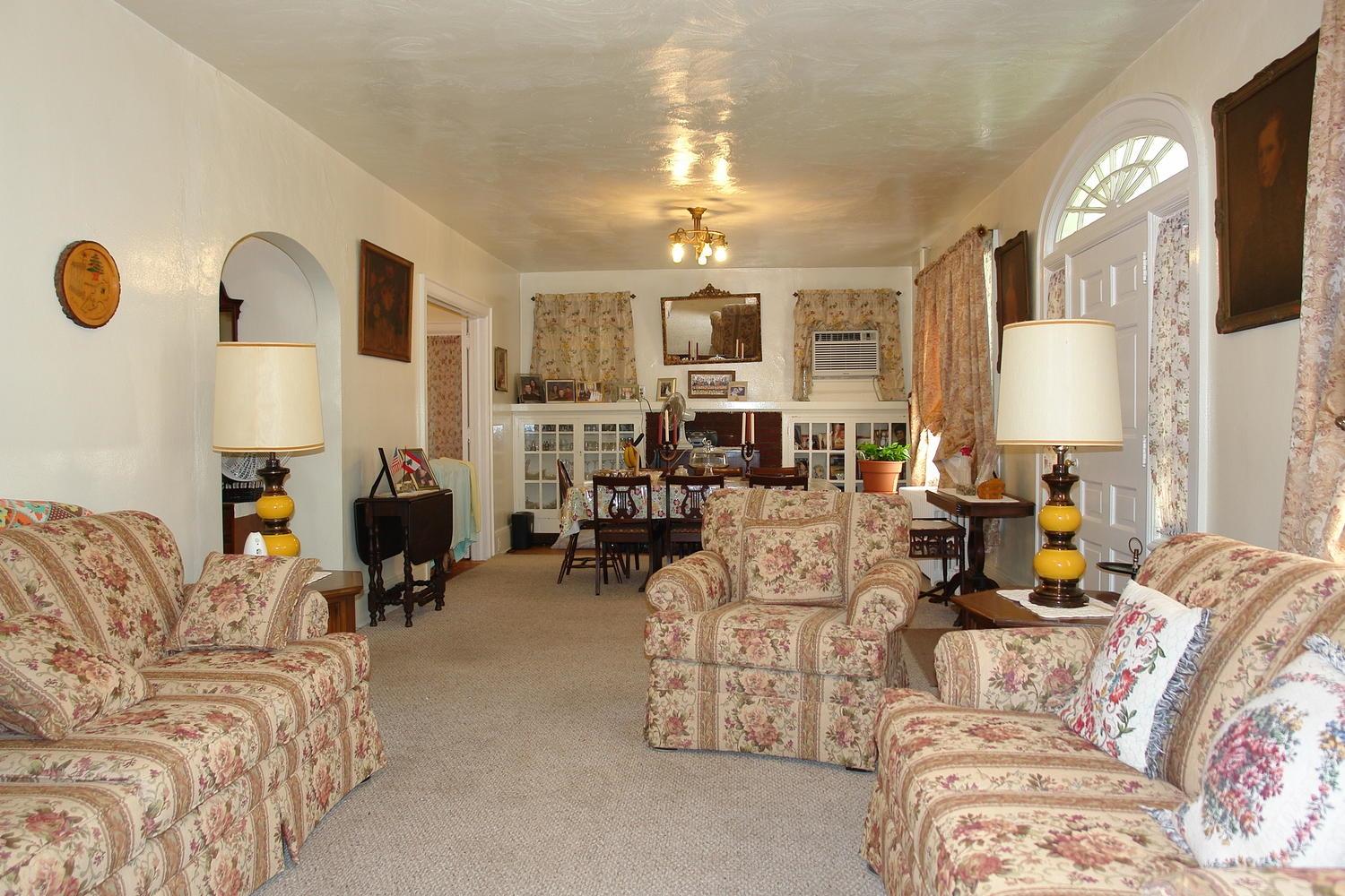 3009 Cove Road Roanoke, VA 24017 - Photo 4 of 22 4