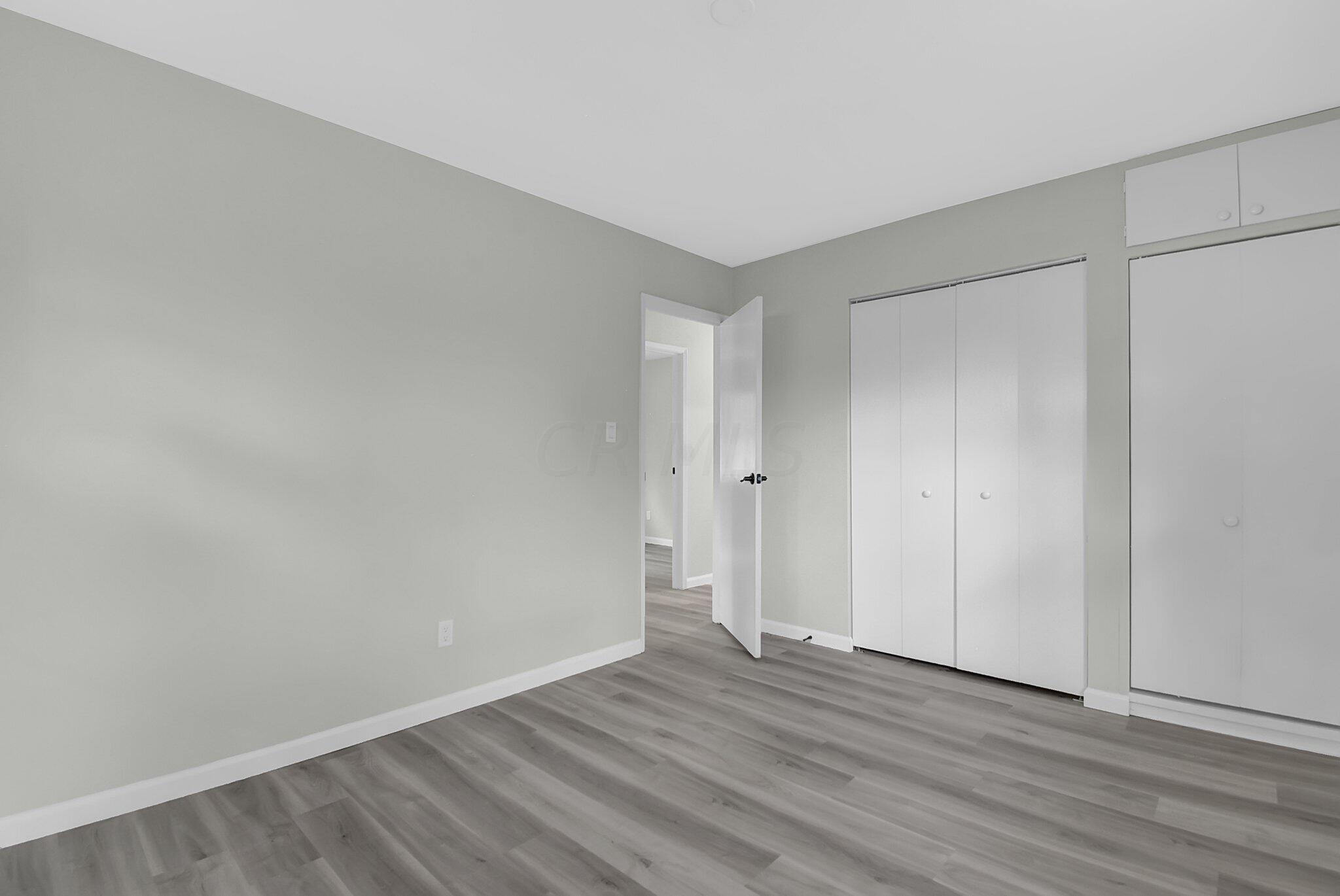 5566 Roche Drive Columbus, OH 43229 - Photo 24 of 29 bedroom 3