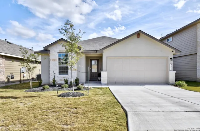 $2,100 | 9510 Cord Grass, San Antonio, TX 78254