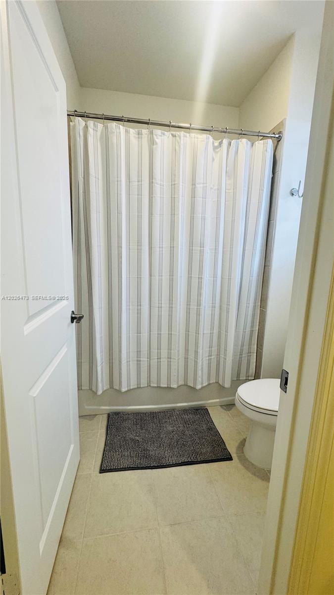 19479 Southwest 340th Street, Unit 1 Homestead, FL 33034 - Photo 10 of 58 a view of a bath tub