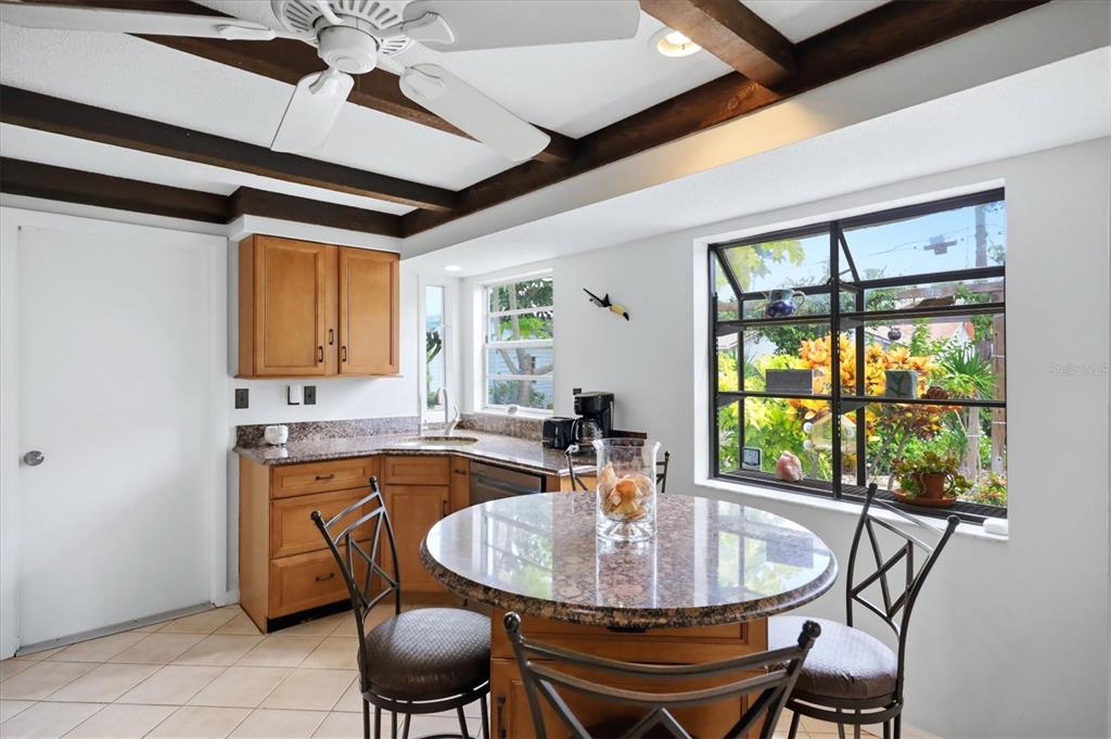5847 Regent Road Venice, FL 34293 - Photo 15 of 54 Gallery Image 15