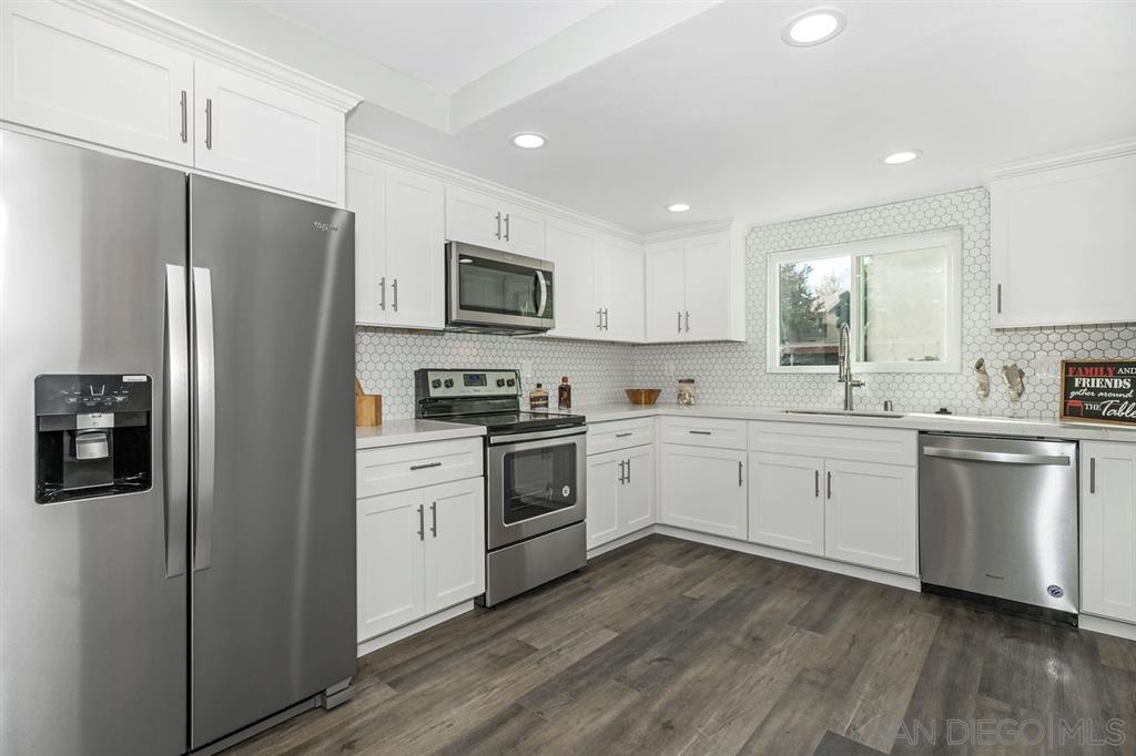 6059 Rancho Mission Road, Unit 104 San Diego, CA 92108 - Photo 1 of 25 Gallery Image 1