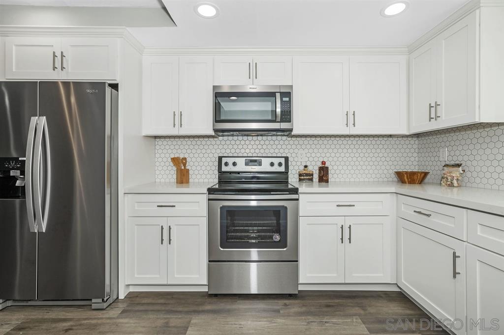 6059 Rancho Mission Road, Unit 104 San Diego, CA 92108 - Photo 2 of 25 Gallery Image 2