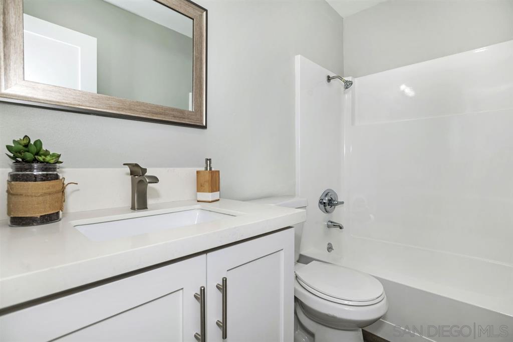 6059 Rancho Mission Road, Unit 104 San Diego, CA 92108 - Photo 15 of 25 Gallery Image 15