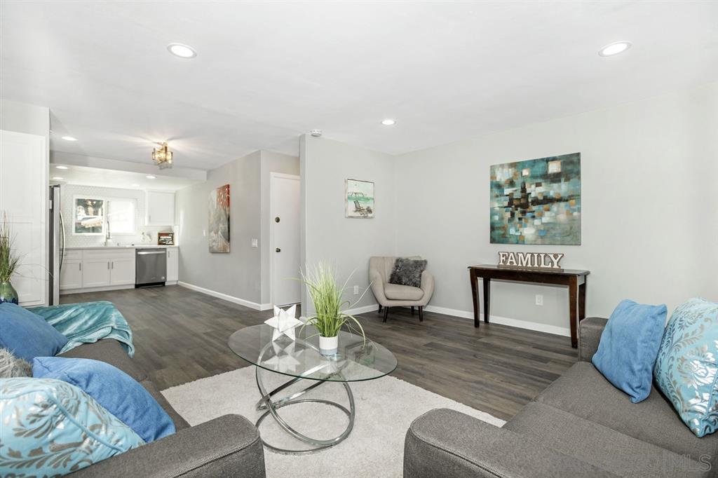 6059 Rancho Mission Road, Unit 104 San Diego, CA 92108 - Photo 7 of 25 Gallery Image 7