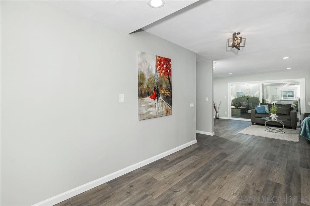 6059 Rancho Mission Road, Unit 104 San Diego, CA 92108 - Photo 9 of 25 Gallery Image 9