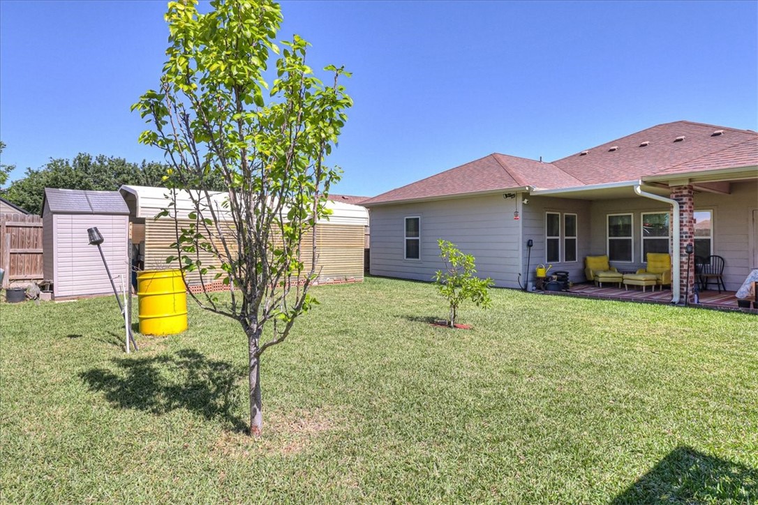 5801 Corsica Road Corpus Christi, TX 78414 - Photo 38 of 39 a house view with a garden space