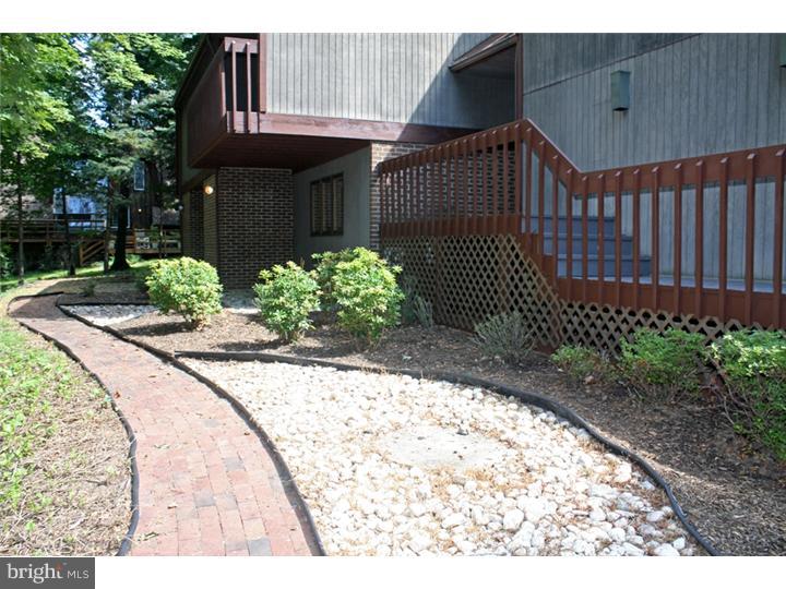 68 Jacobs Creek Road Ewing, NJ 08628 - Photo 2 of 19 Exterior Front