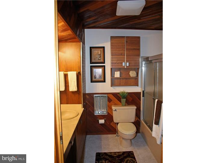 68 Jacobs Creek Road Ewing, NJ 08628 - Photo 15 of 19 Bathroom