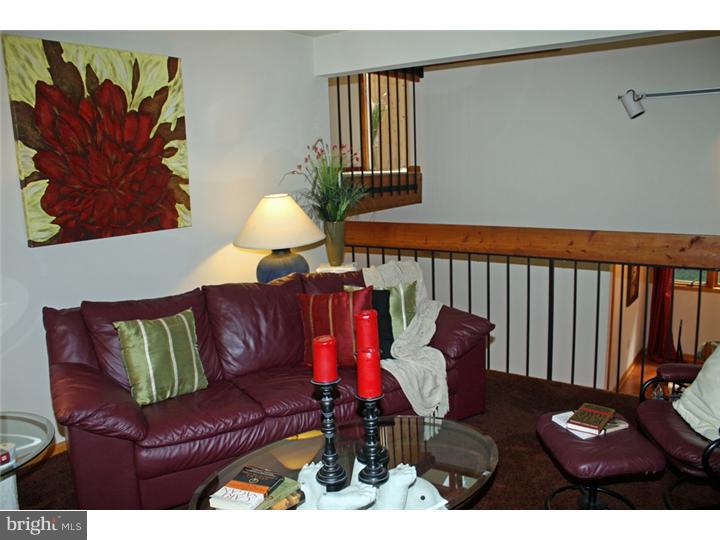 68 Jacobs Creek Road Ewing, NJ 08628 - Photo 7 of 19 Family Room