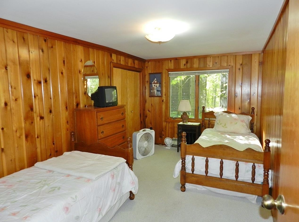 8769 South Dunns Farm Road Maple City, MI 49664 - Photo 14 of 28 1934992-125113f7-8f7b-4e57-8024-91c4bb6ddfbc.JPG