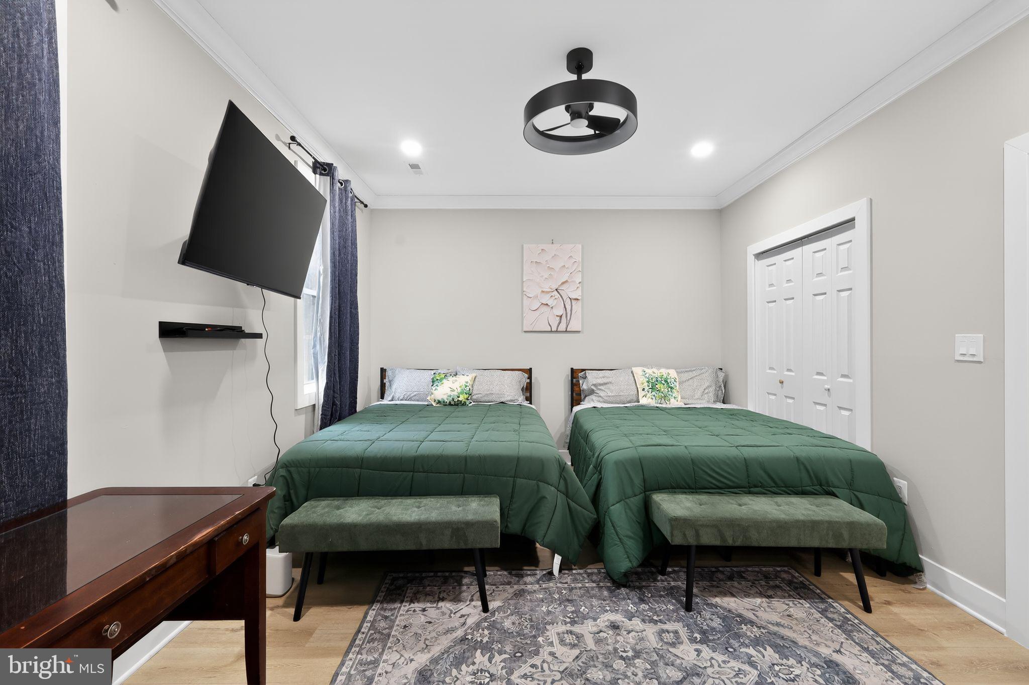 1024 Broadview Road Fort Washington, MD 20744 - Photo 28 of 52 Main floor bedroom with full bathroom