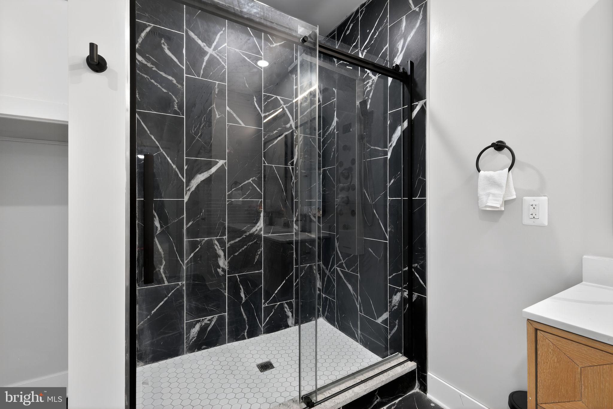 1024 Broadview Road Fort Washington, MD 20744 - Photo 36 of 52 Upper-level Master bathroom shower