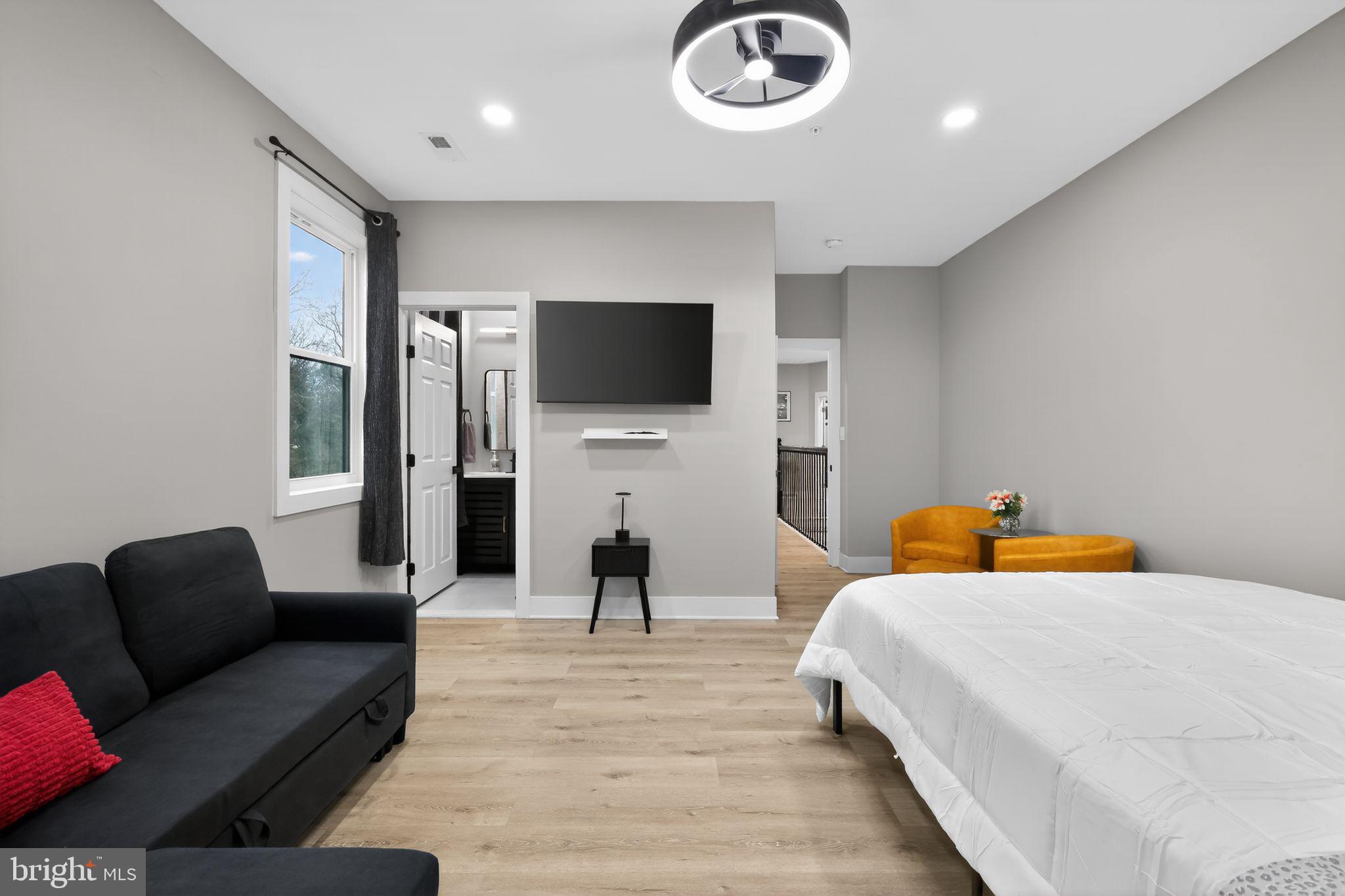 1024 Broadview Road Fort Washington, MD 20744 - Photo 41 of 52 Upper-level bathroom with full bathroom 1