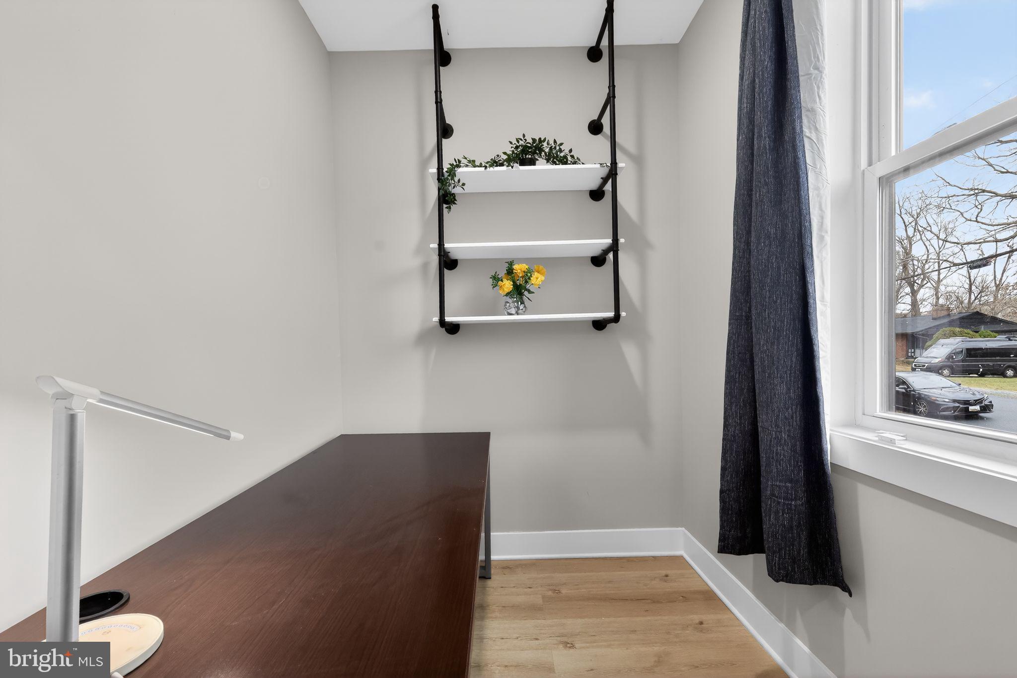 1024 Broadview Road Fort Washington, MD 20744 - Photo 49 of 52 Upper-level bedroom close