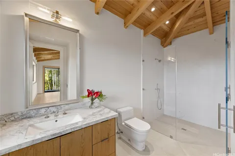 $10,500,000 | 4561 Aukai Avenue, Honolulu, HI 96816