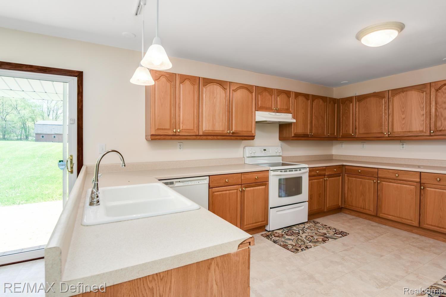 5879 Baldwin Road Oxford, MI 48371 - Photo 22 of 53 5879 Baldwin Rd Oxford MI-large-022-40-5879 Baldwin Rd Oxford MI00022-1500x1000-72dpi.jpg