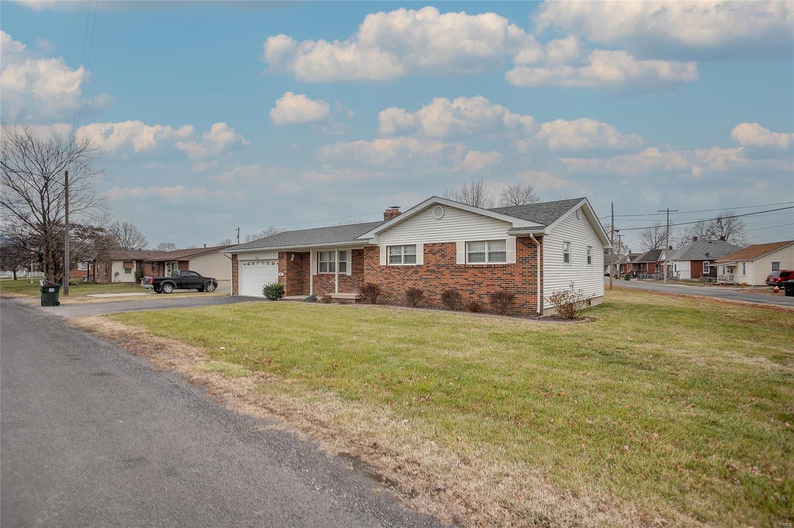 503 Florence Avenue Dupo, IL 62239 - Photo 4 of 30