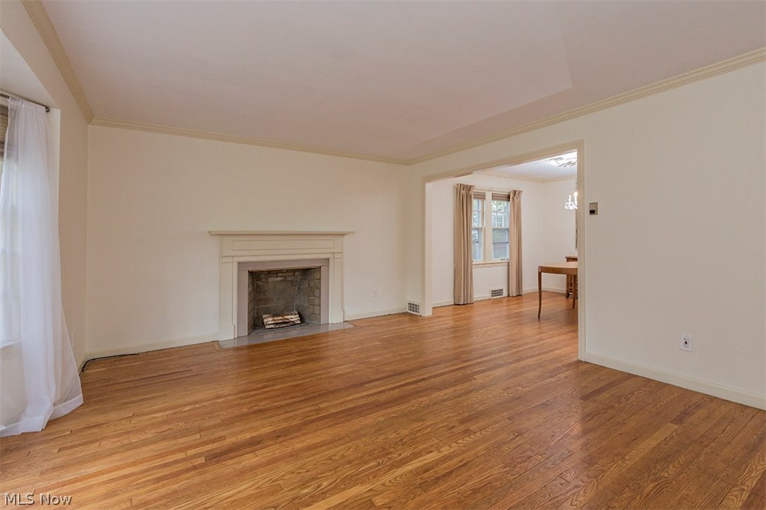 2355 Ashurst Road Cleveland, OH 44118 - Photo 5 of 35