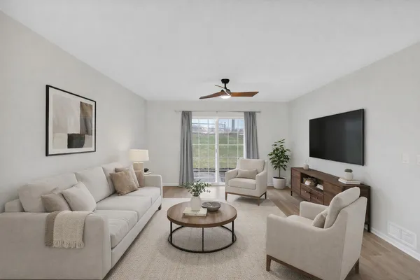 $200,000 | 7636 Creek Bend, Unit 7636, Rockford, IL 61114