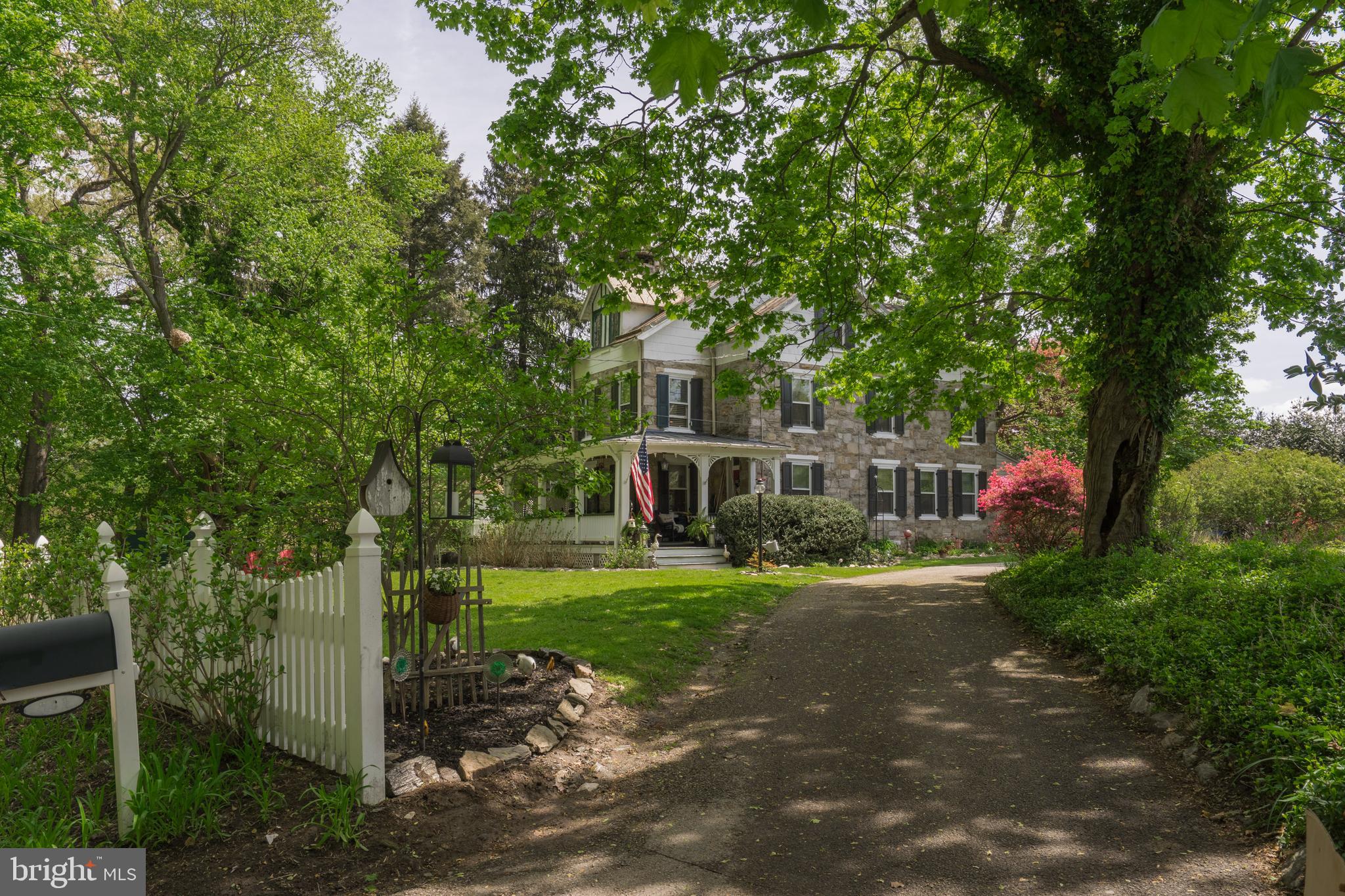 731 Farnum Road Media, PA 19063 - Photo 7 of 94