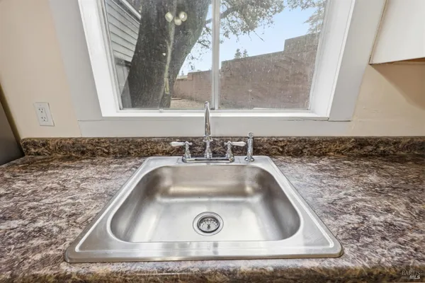 $485,000 | 220 Carrillo Street, Santa Rosa, CA 95401