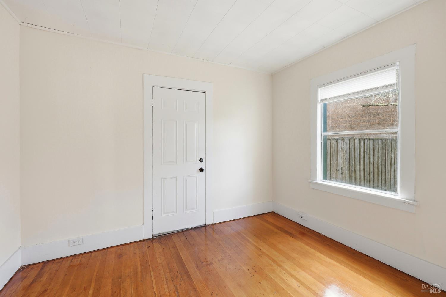 220 Carrillo Street Santa Rosa, CA 95401 - Photo 21 of 33