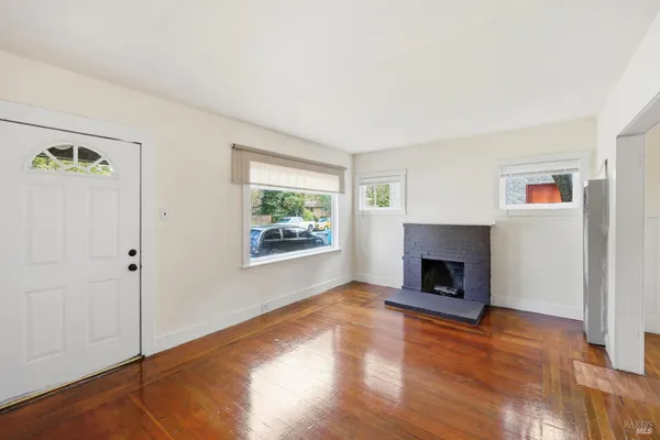 $485,000 | 220 Carrillo Street, Santa Rosa, CA 95401