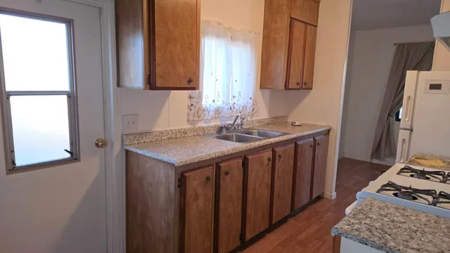 $82,950 | 1724 Minnewawa Avenue, Unit 109, Clovis, CA 93612