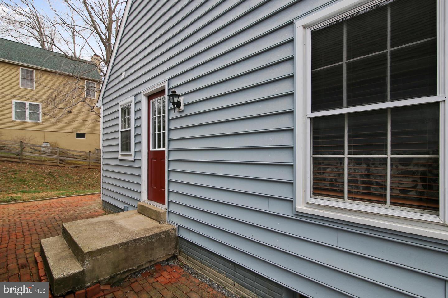 1625 Wise Road Point of Rocks, MD 21777 - Photo 23 of 27 Side Door