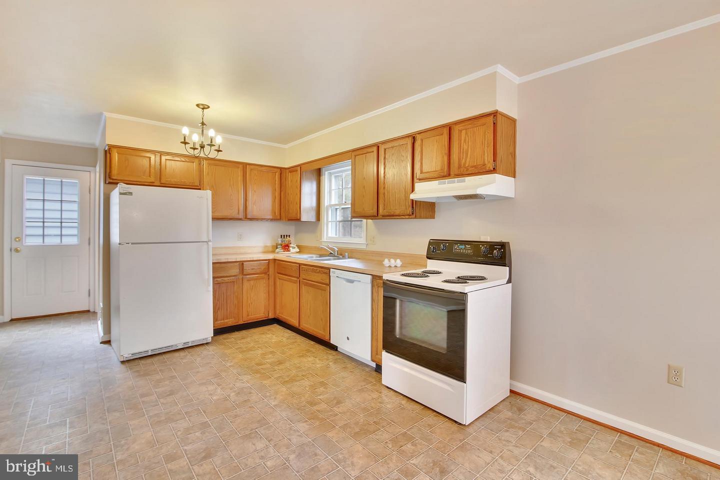 1625 Wise Road Point of Rocks, MD 21777 - Photo 6 of 27 Kitchen
