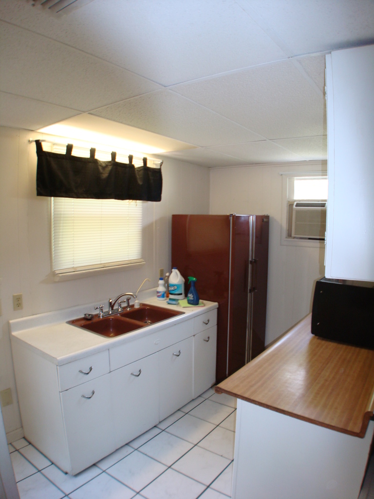 5660 Temple Road Jacksonville, FL 32207 - Photo 8 of 21 Kitchen