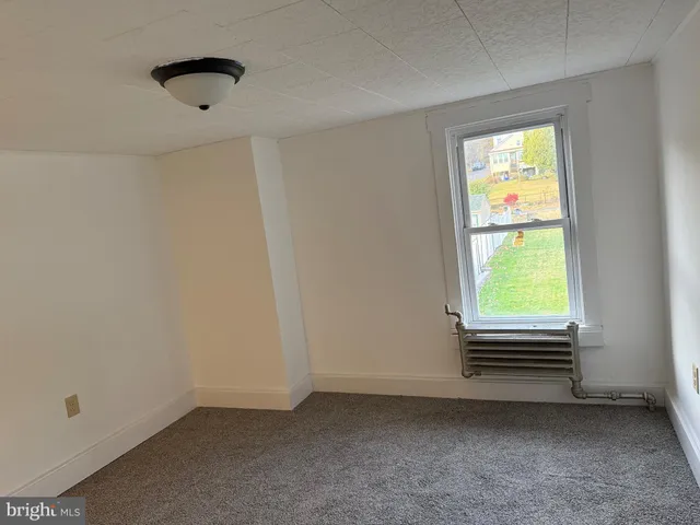 $160,000 | 45 West Grand Avenue, Tower City, PA 17980