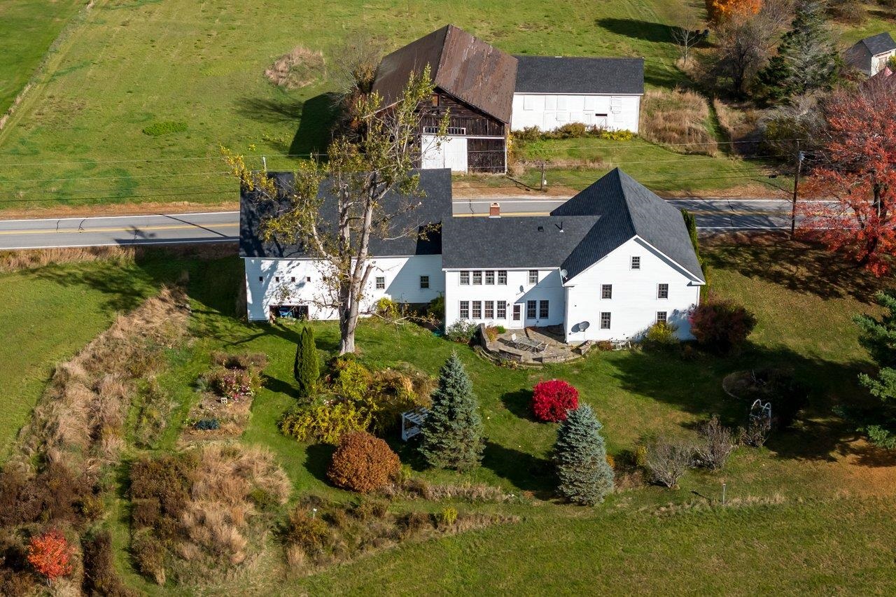 1310-1311 Upper City Road Pittsfield, NH 03263 - Photo 3 of 59