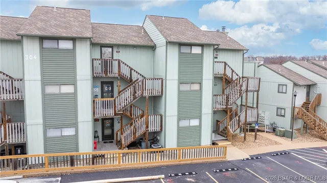 $249,000 | 304 Southwood Shores Circle, Unit 2C, Lake Ozark, MO 65049