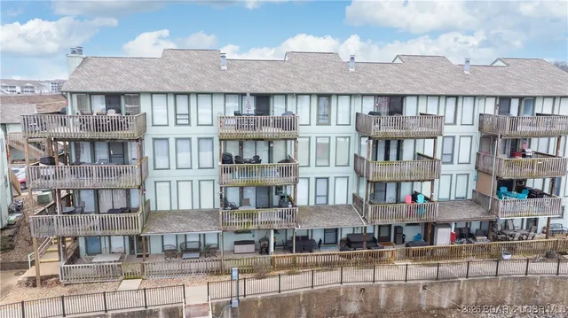 $249,000 | 304 Southwood Shores Circle, Unit 2C, Lake Ozark, MO 65049