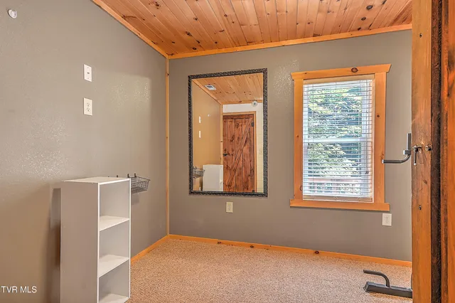 $2,645,000 | 16761 Bristol Highway, Bristol, VA 24202