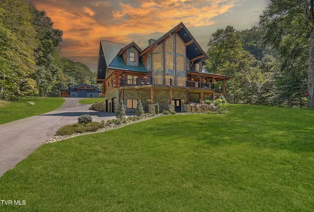 $2,645,000 | 16761 Bristol Highway, Bristol, VA 24202