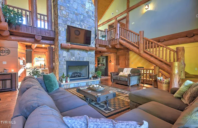 $2,645,000 | 16761 Bristol Highway, Bristol, VA 24202